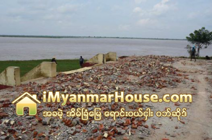 ဧရာ၀တီျမစ္ကမ္းပါးၿပိဳမႈေၾကာင့္ ဟသၤာတၿမိဳ႕နယ္ ျခင္ဘို႔အုပ္စုရွိ ေက်ာက္ရဲ (ေအာင္ခ်မ္းသာ) မူလတန္းေက်ာင္းႏွင - Property News in Myanmar from iMyanmarHouse.com