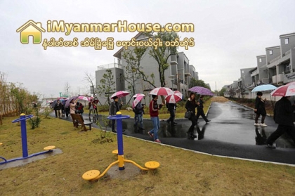 ေမြးရပ္ဇာတိျပန္လာၿပီး ဆင္းရဲသားရြာသားေတြအတြက္ အဆင္ျမင့္အိမ္ရာေတြ ေဆာက္လုပ္ေပးတဲ့ တရုတ္သန္းၾကြယ္သူေဌးရဲ႕ ျမင့္ျမတ္တဲ့စိတ္ထား - Property News in Myanmar from iMyanmarHouse.com