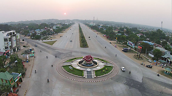 ေနျပည္ေတာ္တည္ေဆာက္စဥ္က လယ္ယာေျမသိမ္းခံရသူမ်ားအား တန္ဖိုးနည္းအိမ္ရာေျမကြက္မ်ား ေရာင္းခ်ေပးရန္ လႊတ္ေတာ္အမတ္ေတာင္းဆို - Property News in Myanmar from iMyanmarHouse.com