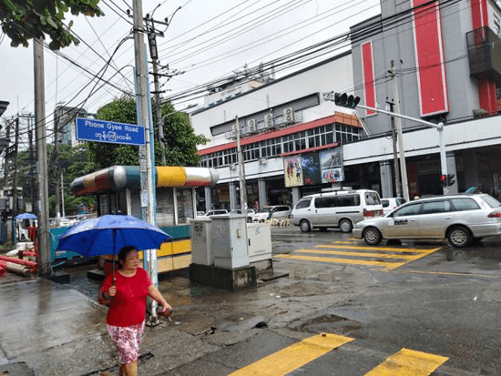 ရန္ကုန္ဒလ တံတားစီမံကိန္းေၾကာင့္ ရန္ကုန္ဘက္ျခမ္းဘုန္းၾကီးလမ္းတြင္ေျပးဆြဲေနေသာယာဥ္လိုင္း ေျခာက္လိုင္းလမ္းေၾကာင္းေျပာင္းေျပးဆြဲမည္ - Property News in Myanmar from iMyanmarHouse.com