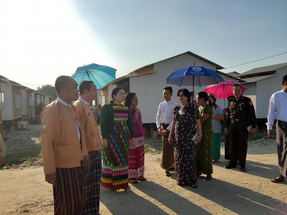 လူထုအေျချပဳအိမ္ရာစီမံကိန္း (Community Led Housing Project)အား ဝန္ႀကီးမ်ား သြားေရာက္ၾကည့္ရႈ စစ္ေဆး - Property News in Myanmar from iMyanmarHouse.com