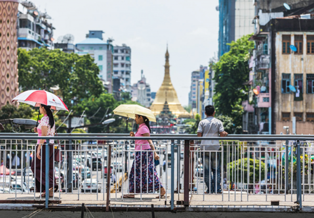 နိုင်ငံစီးပွားရေးကို အမြန်ဆုံးပြန်လည်ပတ်ချင်သော်လည်း COVID-19 ဒုတိယလှိုင်းရိုက်ခတ်မည်ကို သတိထားနေဟု အတိုင်ပင်ခံဆို - Property News in Myanmar from iMyanmarHouse.com