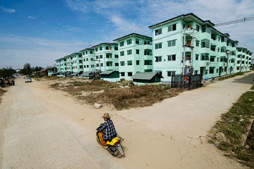 လက်ရှိအစိုးရ သက်တမ်းလေးနှစ်ကျော်အတွင်း ပြည်တွင်းလုပ်ငန်းရှင်များက အိမ်ယာကဏ္ဍတွင်အများဆုံး ရင်းနှီးမြှုပ်နှံထား - Property News in Myanmar from iMyanmarHouse.com