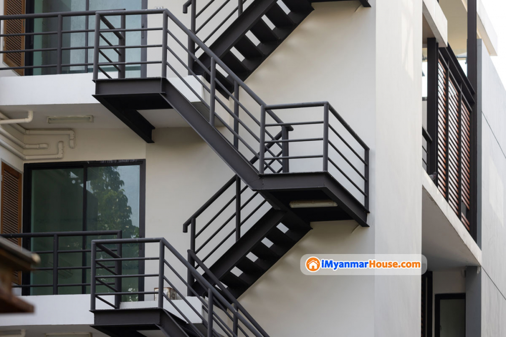 Emergency Stair အရေးပေါ်လှေကားနှင့်ပတ်သက်၍ ...... - Property Knowledge in Myanmar from iMyanmarHouse.com