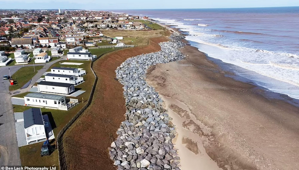 Countdown to oblivion: Drone images reveal how homes along Britain's crumbling coast have as little as FIVE months before they crash into the sea - Property News in Myanmar from iMyanmarHouse.com