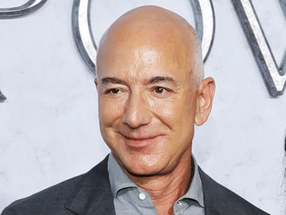 Amazon တည်ထောင်သူ Jeff Bezos ၏ ဝင်ငွေမှာ တစ်မိနစ်လျှင် ၂၃၈၃၃ ဒသမ ၃၄ ဒေါ်လာ (မြန်မာကျပ်ငွေ သိန်း ၄၉၀၀) ရှိရာ စက္ကန့် ၆၀ တိုင်း ရိုးလက်စ်နာရီ များစွာ ဝယ်ယူနိုင်သည့်ပမာဏဖြစ် - Property News in Myanmar from iMyanmarHouse.com