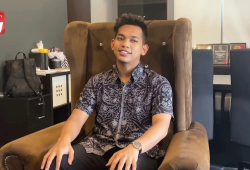 From selling 'kerepek' to becoming a millionaire at 19