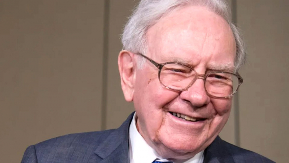 Warren Buffett က ဘဝအောင်မြင်မှုကို တိုင်းတာရာတွင် လူဘယ်လောက်များများက ကိုယ့်အပေါ် တကယ်ချစ်ခင်သလဲဟူသော ပေတံဖြင့်သာ တိုင်းတာရမည်ဖြစ်ကြောင်း၊ အချမ်းသာဆုံးပုဂ္ဂိုလ်အချို့ဆိုလျှင် ၎င်းတို့ကို ချစ်ခင်သူတစ်ဦးမှမရှိကြောင်း ပြောကြား - Property Knowledge in Myanmar from iMyanmarHouse.com