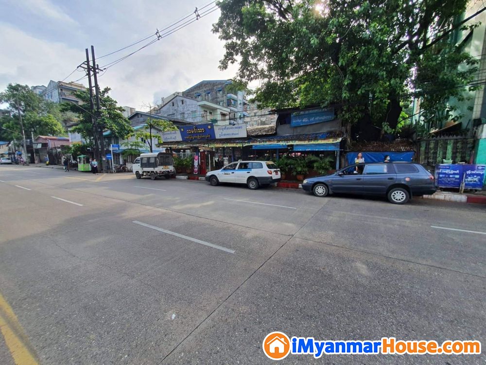 ကမ်းနားလမ်း ကြည့်မြင်တိုင်
50x50..နေရာကောင်းငှားမည် - ငှါးရန် - ကြည့်မြင်တိုင် (Kyeemyindaing) - ရန်ကုန်တိုင်းဒေသကြီး (Yangon Region) - 18 သိန်း (ကျပ်) - R-19813527 | iMyanmarHouse.com