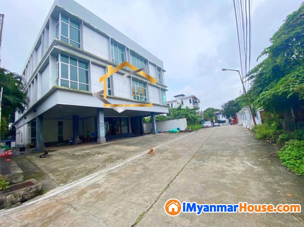 (80’ x 90’)အကျယ်၊ ဗဟန်းမြို့နယ်၊ ကန်တော်ကြီးပတ်လမ်းအနီး တွင် လုံးချင်းအိမ် ငှါးရန်ရှိ - ငှါးရန် - ဗဟန်း (Bahan) - ရန်ကုန်တိုင်းဒေသကြီး (Yangon Region) - $ 4,500 (အမေရိကန်ဒေါ်လာ) - R-20554766 | iMyanmarHouse.com