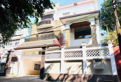 ဗဟန်း တက္ကသိုလ်ရိပ်သာလမ်းအနီး လုံးချင်းအိမ်အငှား