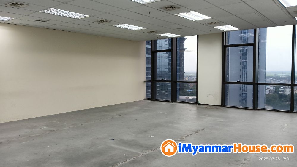 Crystal Office Tower မှာ ရုံးခန်း​လေး ငှားဖို့ရှိပါတယ်။ - ငှါးရန် - ကမာရွတ် (Kamaryut) - ရန်ကုန်တိုင်းဒေသကြီး (Yangon Region) - $ 2,100 (အမေရိကန်ဒေါ်လာ) - R-20855807 | iMyanmarHouse.com