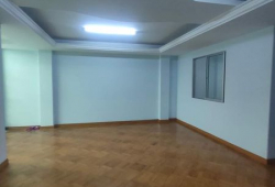 လမ်းမတော်မြို့နယ်က Mini Condo အဌား