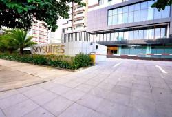 ရန်ကင်းမြို့နယ် SKYSUITES Condo ရှိ အိပ်ခန်း (၂) ခန်းပါ ပြင်ဆင်ပြီး အသင့်နေ အခန်းကောင်း အငှား ✨
