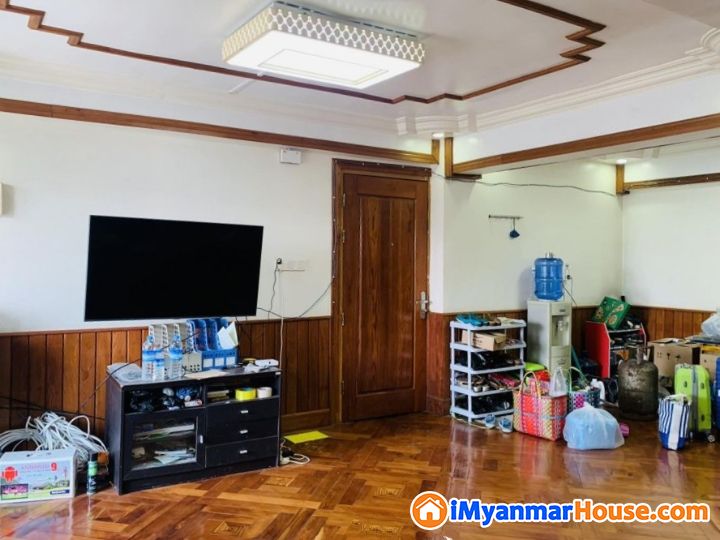 🙏🙏🙏..ဗဟန်း ရေတာရှည်လမ်းသစ်တွင် Condo အခန်းကျယ် ပြင်ဆင်ပြီး ရောင်းပါမည်...🙏🙏🙏 - ရောင်းရန် - ဗဟန်း (Bahan) - ရန်ကုန်တိုင်းဒေသကြီး (Yangon Region) - 3,900 သိန်း (ကျပ်) - S-11025120 | iMyanmarHouse.com