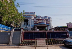 အင်းစိန်လမ်းမအနီး 2.5RCရောင်းမည်