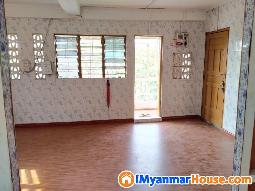 ပုဇွန်​တောင်​စျေးနီး​ (၁၅​ပေx​ပေ၅၀) ၅လွာ (​ထောင့်ခန်း) အ​ရောင်း - ရောင်းရန် - ပုဇွန်တောင် (Pazundaung) - ရန်ကုန်တိုင်းဒေသကြီး (Yangon Region) - 320 သိန်း (ကျပ်) - S-9764251 | iMyanmarHouse.com